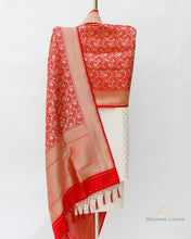 Load image into Gallery viewer, Red and white Handwoven Banarasi Suit Set
