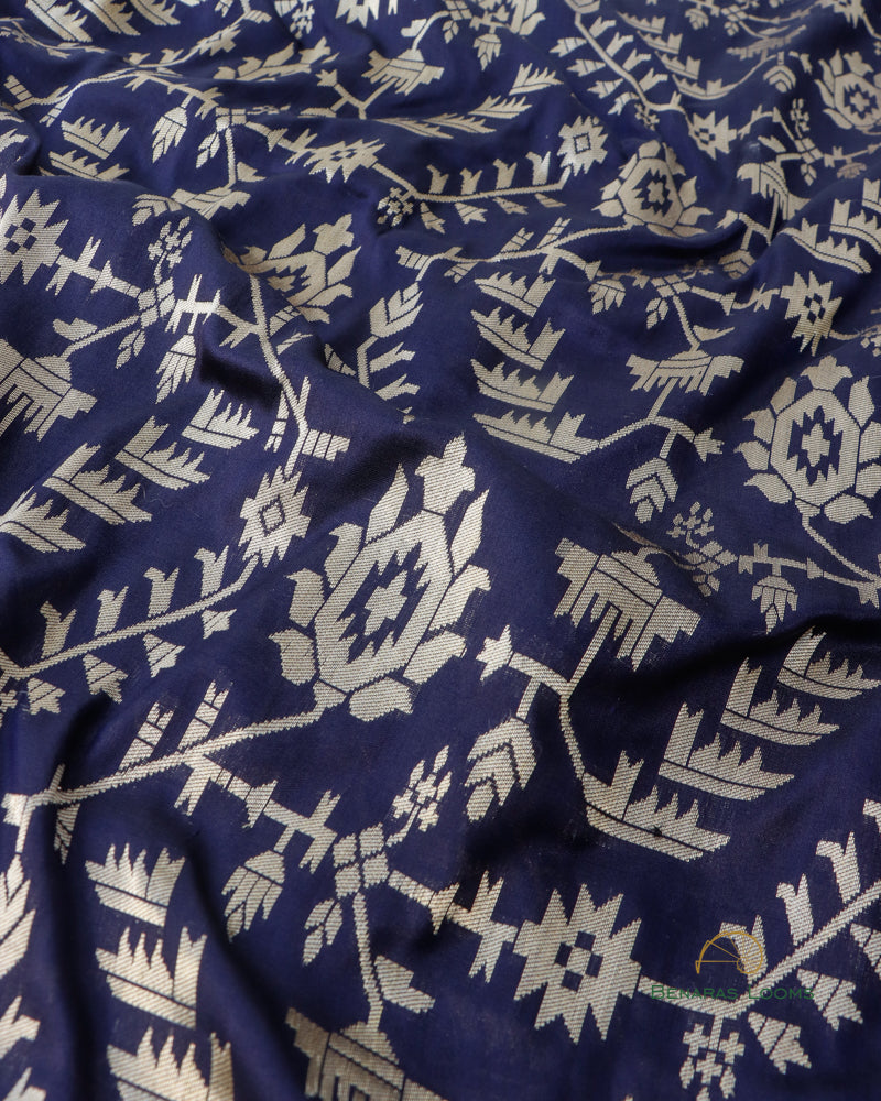 Black Handwoven Pure Kataan Silk Brocade Jaal Benarasi Saree.