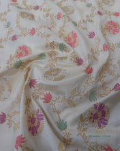 Load image into Gallery viewer, Cream Handwoven Pure Kataan Silk Kadhua Jangla Benarasi Saree
