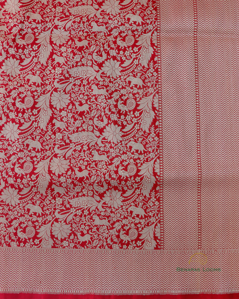 Red Handwoven Pure Kataan Silk Shikaargah Brocade Jaal Benarasi Saree.