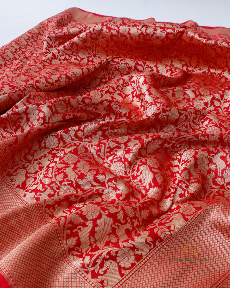 Red Handwoven Pure kataan Silk Shikaargah Brocade Jaal Benarasi Saree.