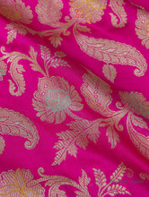 Load image into Gallery viewer, Pink Handwoven Pure Kataan Silk Kadhua Jangla Benarasi Saree
