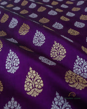 Load image into Gallery viewer, PRE-ORDER:Purple Handwoven Pure Kataan Silk Buti Jaal Banarasi Saree
