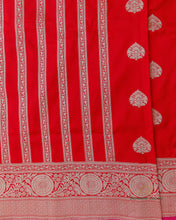 Load image into Gallery viewer, Red Handwoven Pure Kataan Silk Kadhua Jaal Benarasi Saree
