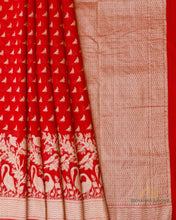 Load image into Gallery viewer, PRE-ORDER:Red Handwoven Pure Georgette Shikargah Banarasi Saree
